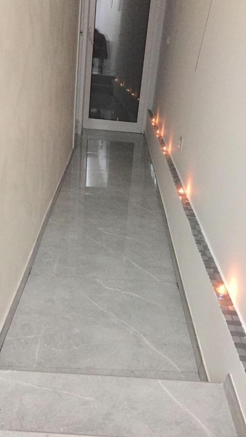 Le Rocce Nere Aparthotel Giardini Naxos Bagian luar foto